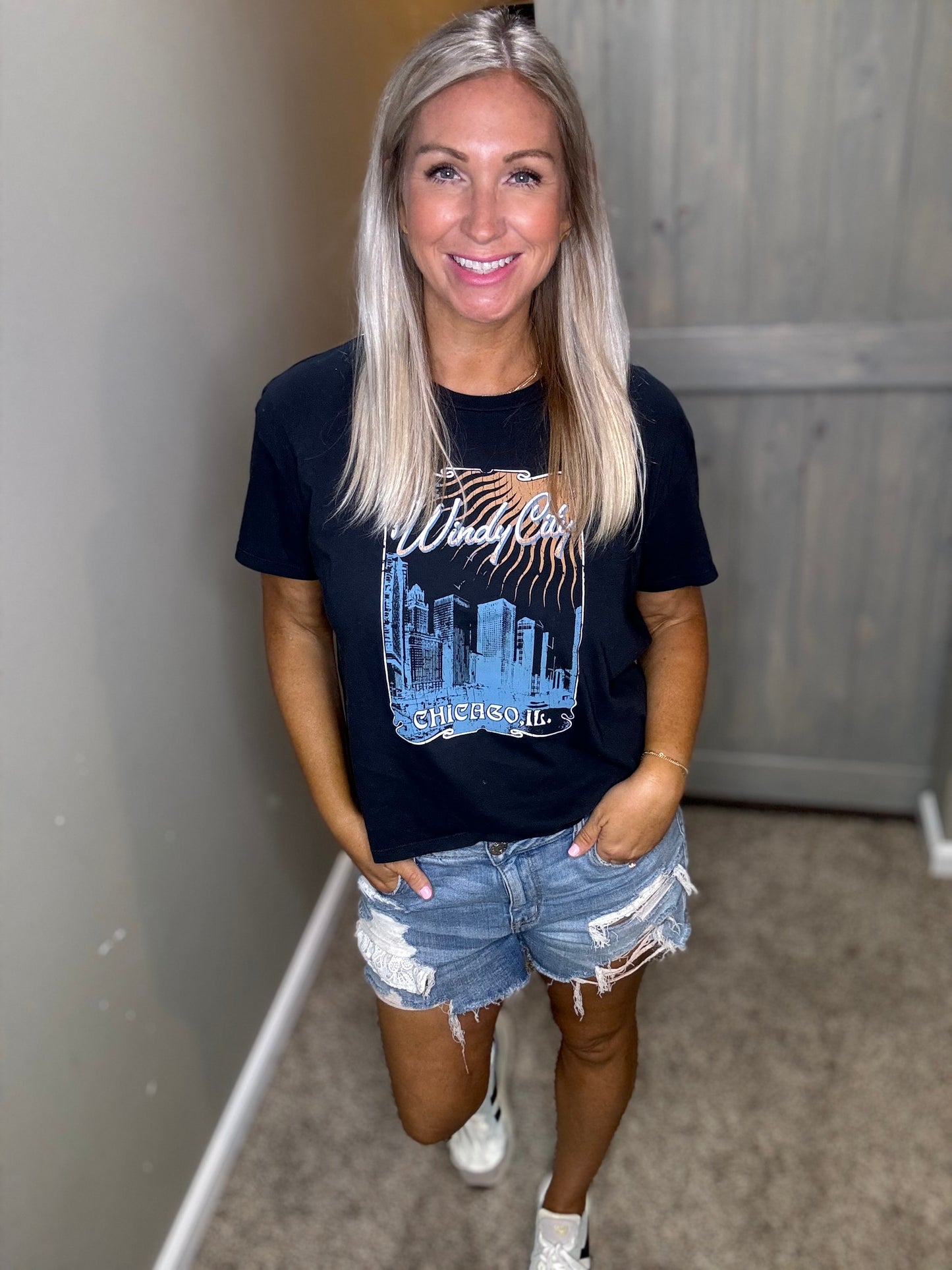 Windy City Girlfriend Tee